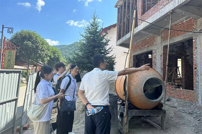 西安工程大學(xué)學(xué)子三下鄉(xiāng)：秦嶺生態(tài)開發(fā)保護(hù)，攜手共建法治秦嶺