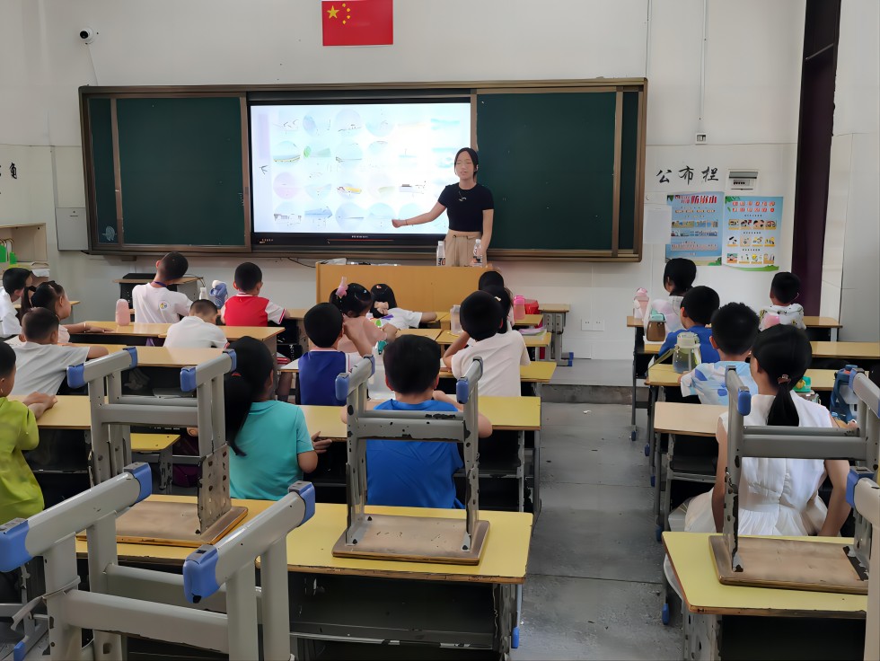 【青春建功，實(shí)踐鑄魂】弘揚(yáng)傳統(tǒng)文化，品味國(guó)學(xué)魅力——中南大學(xué)湘雅公共衛(wèi)生學(xué)院教育關(guān)愛暑期社會(huì)實(shí)踐持續(xù)推進(jìn)