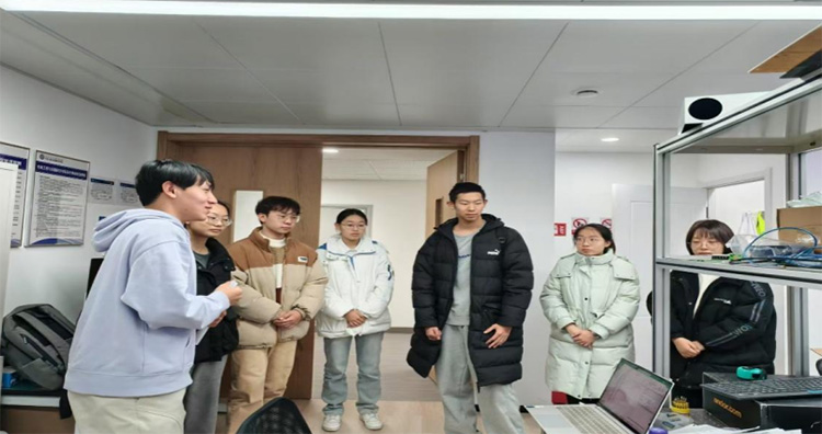 大連理工大學(xué)：逐光計劃實踐團(tuán)—啟程赴實踐，逐光正當(dāng)時