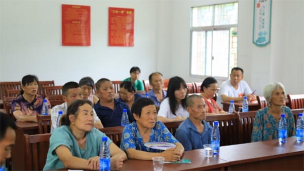 蛭神行遠(yuǎn)，民生情長(zhǎng)——吉首大學(xué)“蛭惠民生”團(tuán)隊(duì)深入大山進(jìn)行調(diào)研