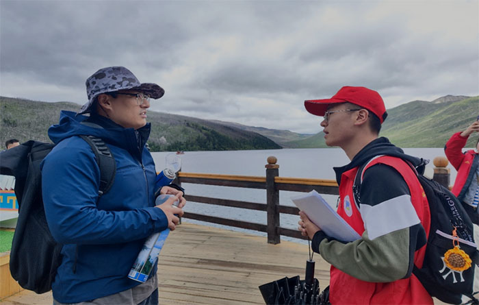 四川民族學院三下鄉(xiāng)實踐紀實：新媒體對木格措旅游的影響