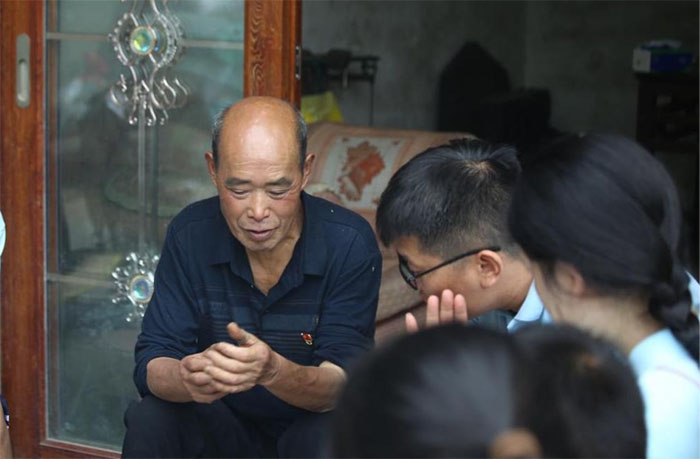 重外院學(xué)子三下鄉(xiāng)：“賡續(xù)紅色基因，聚力鄉(xiāng)村振興”