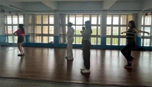 教師教育學(xué)院舉辦“展少年風(fēng)采，舞美好未來(lái)”主題活動(dòng)