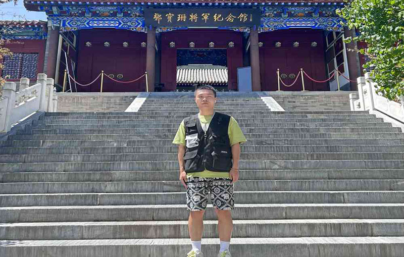 無錫學院學子“三下鄉(xiāng)”：“將軍風骨存萬世，定邊為民矢不渝”