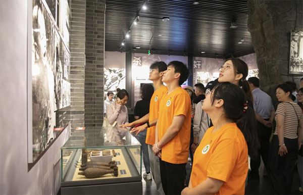 江蘇農(nóng)林職業(yè)技術學院學子三下鄉(xiāng) 探尋紅色足跡，傳承紅