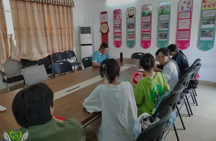 華南師范大學(xué)地理科學(xué)學(xué)院深入良垌鎮(zhèn)開展鄉(xiāng)村振興專題調(diào)研活動