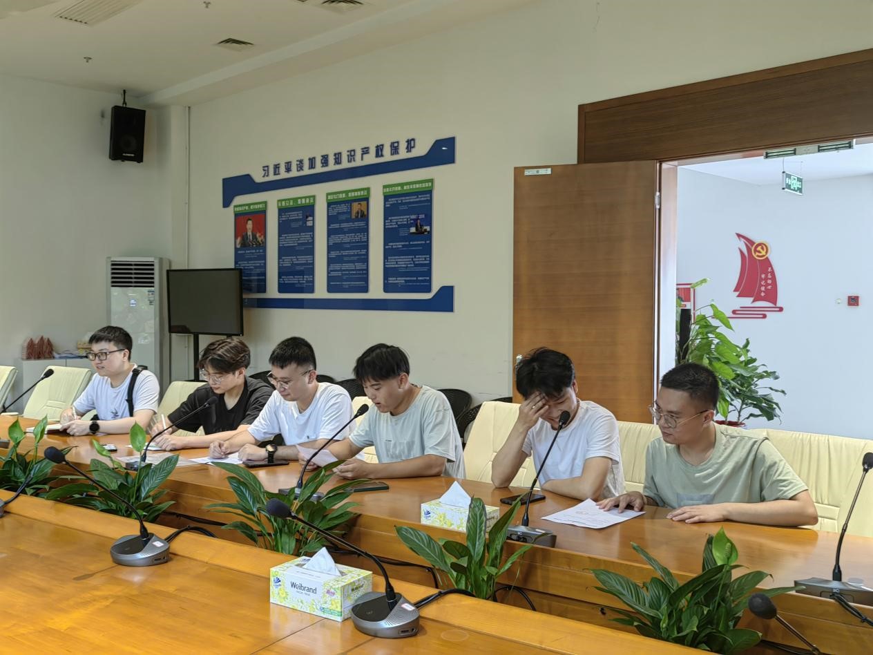 湘潭大學(xué)法學(xué)學(xué)部暑期實(shí)踐團(tuán)赴長(zhǎng)沙知識(shí)產(chǎn)權(quán)法庭開(kāi)展知識(shí)產(chǎn)權(quán)保護(hù)調(diào)研活動(dòng)
