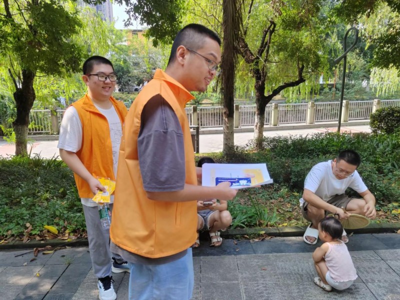 暑假“三下鄉(xiāng)”活動(dòng)：大學(xué)生深入社區(qū)，調(diào)研居民生活實(shí)況