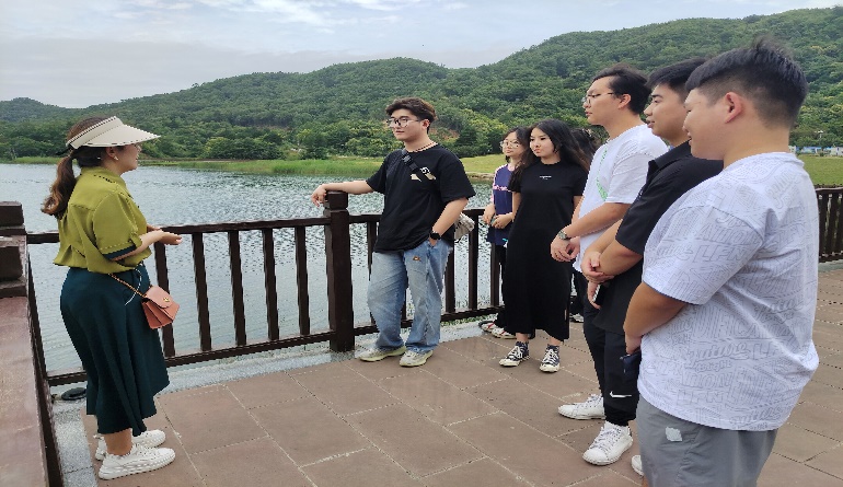 在離月亮最近的地方，赴鄉(xiāng)村振興之約