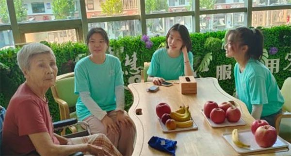 學(xué)習(xí)弘揚(yáng)焦裕祿精神暑期社會(huì)實(shí)踐隊(duì)開展“粽香端午節(jié)，情