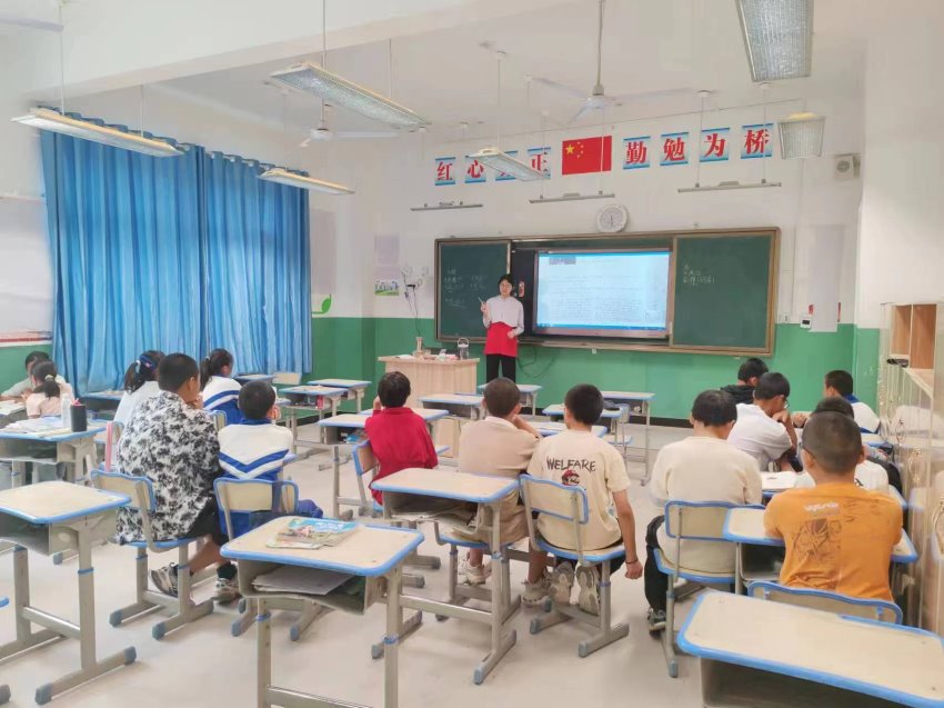 塵夢飛揚間，我心正當時