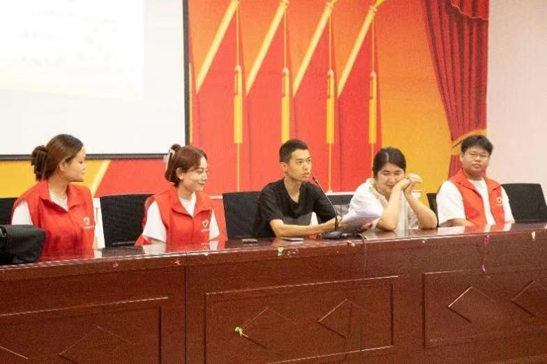 塔里木大學(xué)胡楊學(xué)子三下鄉(xiāng)普法宣傳|預(yù)防校園欺凌，為青少年成長(zhǎng)保駕護(hù)航