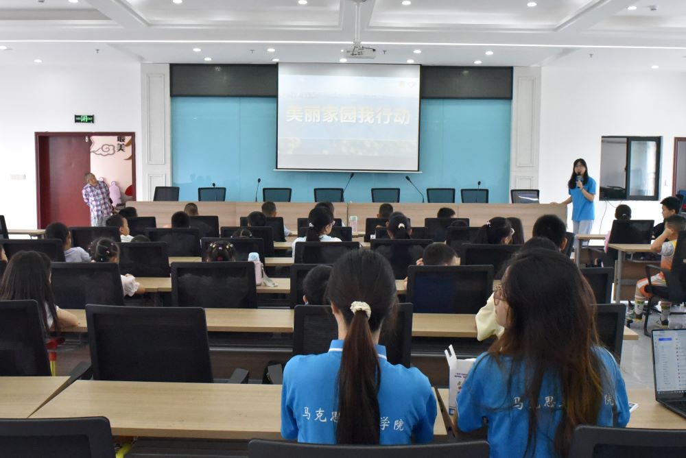 【2024三下鄉(xiāng)】垃圾細(xì)分類，家園共守護(hù) ——長(zhǎng)江師范學(xué)