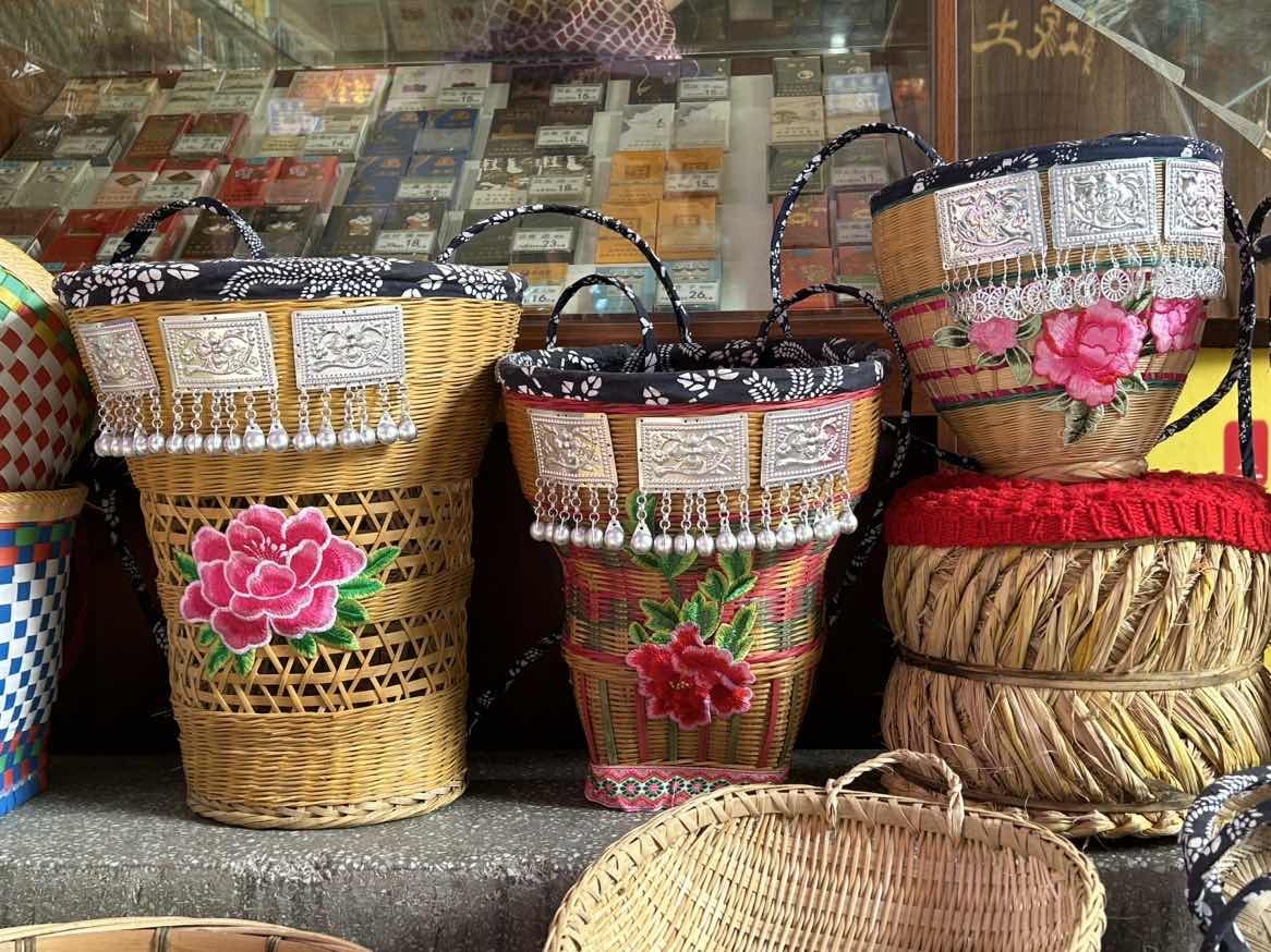 青春人科進行時：古韻龍?zhí)吨裾Z長，萬載匠心織華章