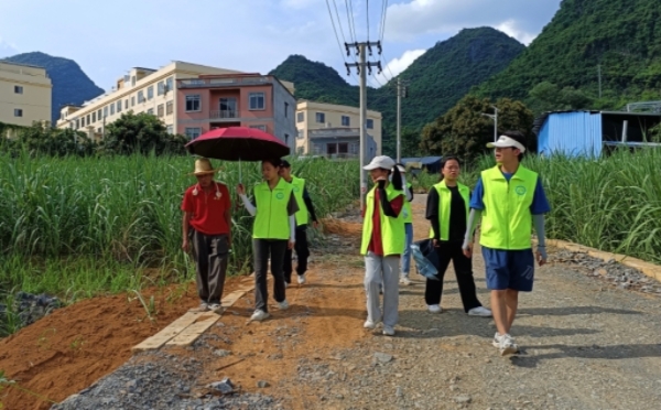 深入田間地頭——廣西民族大學(xué)赴崇左推普助興志愿服務(wù)隊開展暑期“三下鄉(xiāng)”活動