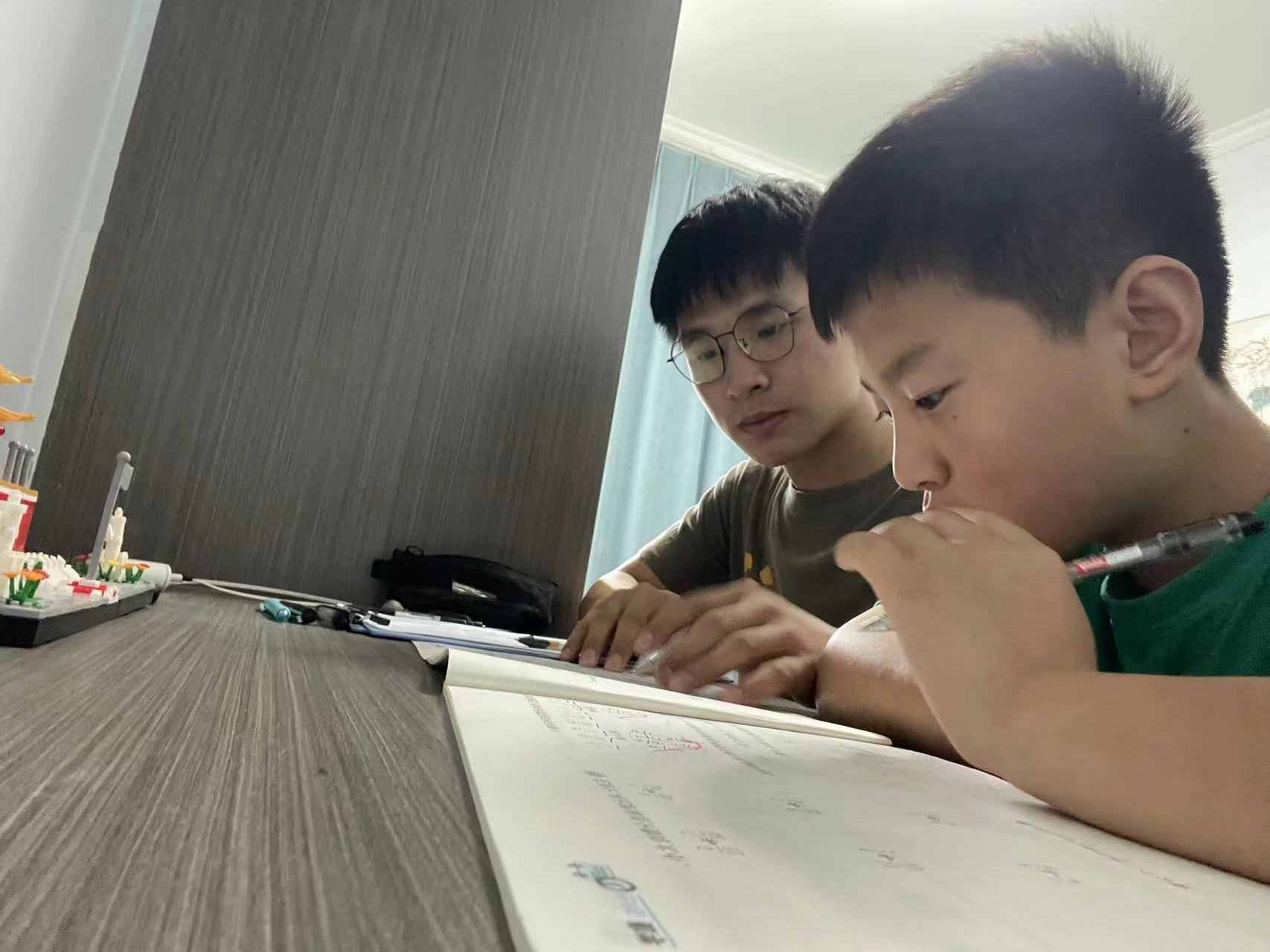 淮北師范大學(xué)計(jì)算機(jī)科學(xué)與技術(shù)學(xué)院——情牽留守，愛暖童心