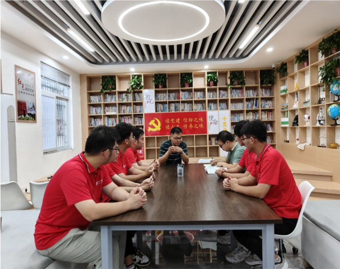 巢湖學(xué)院“陽(yáng)光智匯”團(tuán)隊(duì)暑期“三下鄉(xiāng)”：光伏締造希望，擘畫美麗鄉(xiāng)村