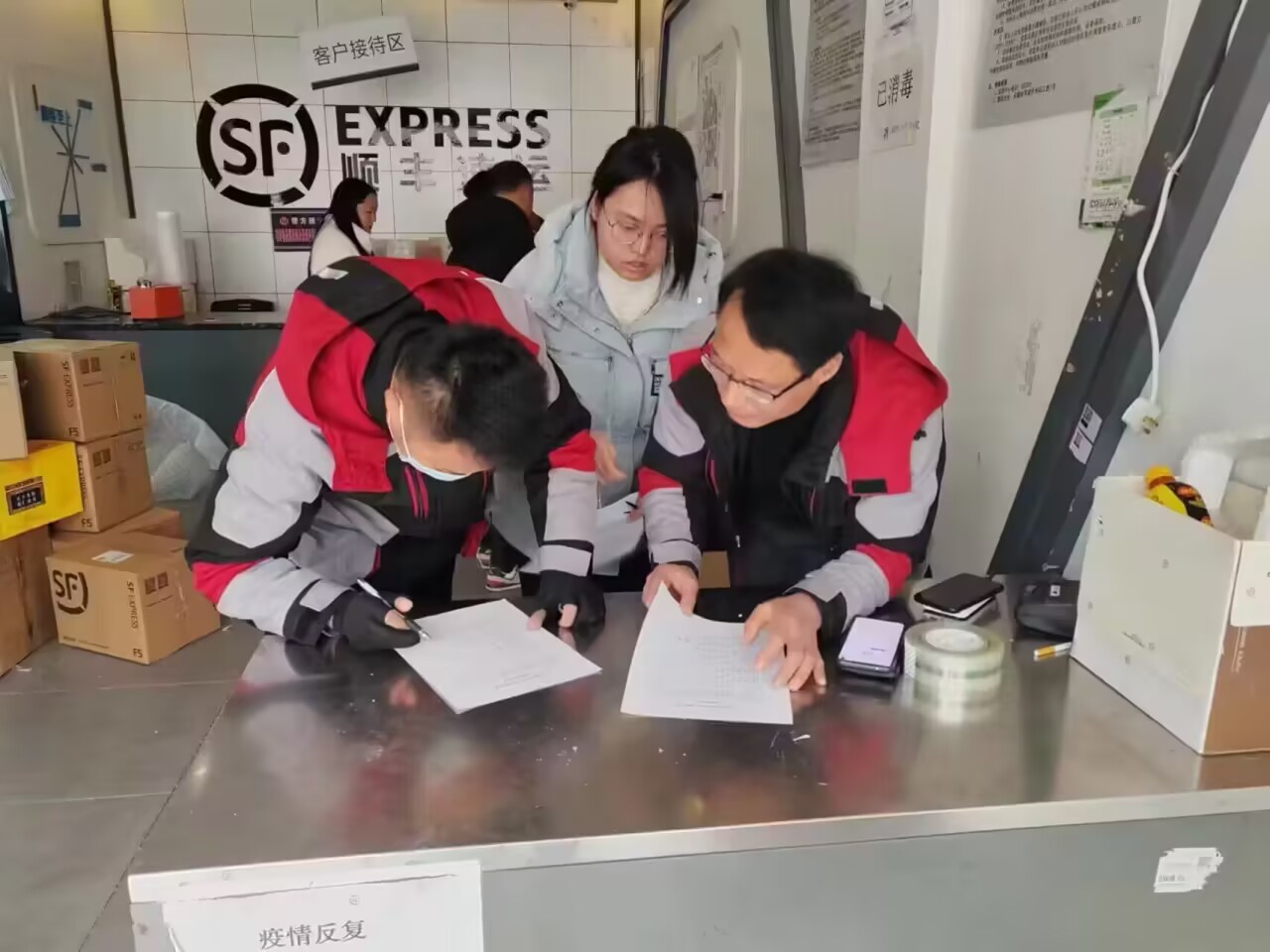 節(jié)能環(huán)?！むl(xiāng)村治理 ——安徽財(cái)經(jīng)大學(xué)學(xué)子走訪調(diào)研蚌埠市固鎮(zhèn)縣