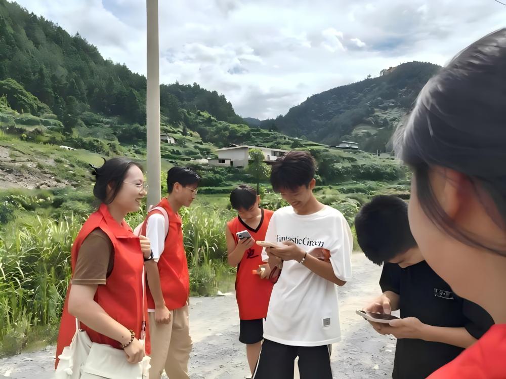 淮師大三下鄉(xiāng)|支教千里行，趣味授數(shù)學(xué)