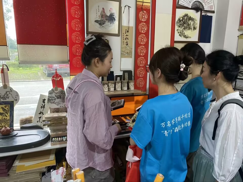 走進宣城涇縣，弘揚宣紙文化 —— 安農大學子走進宣城市涇縣