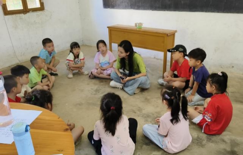 美育潤童心，藝術(shù)筑夢想——華南師范大學柳夏星火實踐團美育系列課程報道