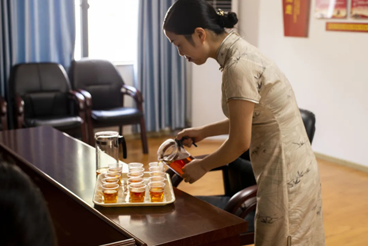 承科技之光，揚(yáng)清遠(yuǎn)茶韻