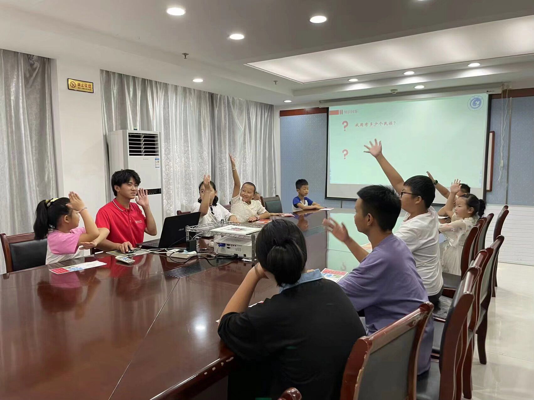 巢湖學院三下鄉(xiāng)：弘揚民族團結精神，共創(chuàng)和諧美好社會