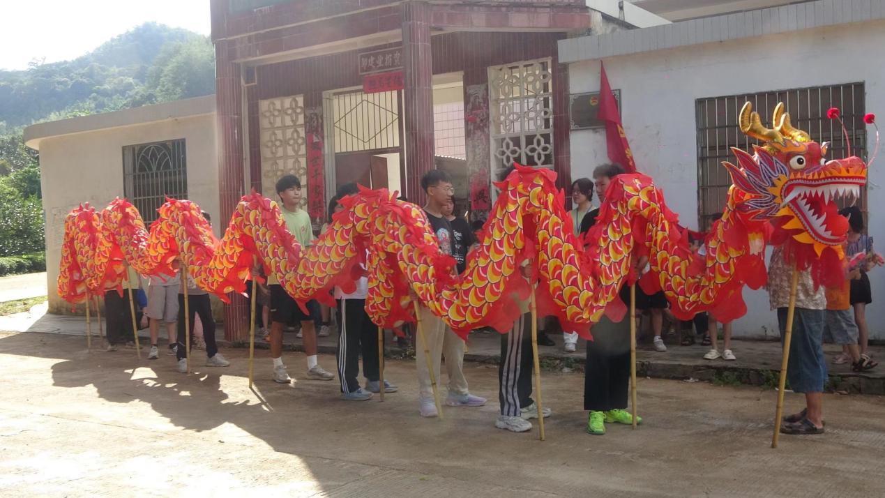 聆聽客韻回聲，賡續(xù)非遺血脈 ——華南師范大學柳夏星火暑期社會實踐服務(wù)隊“非遺客韻”系列課程通訊稿