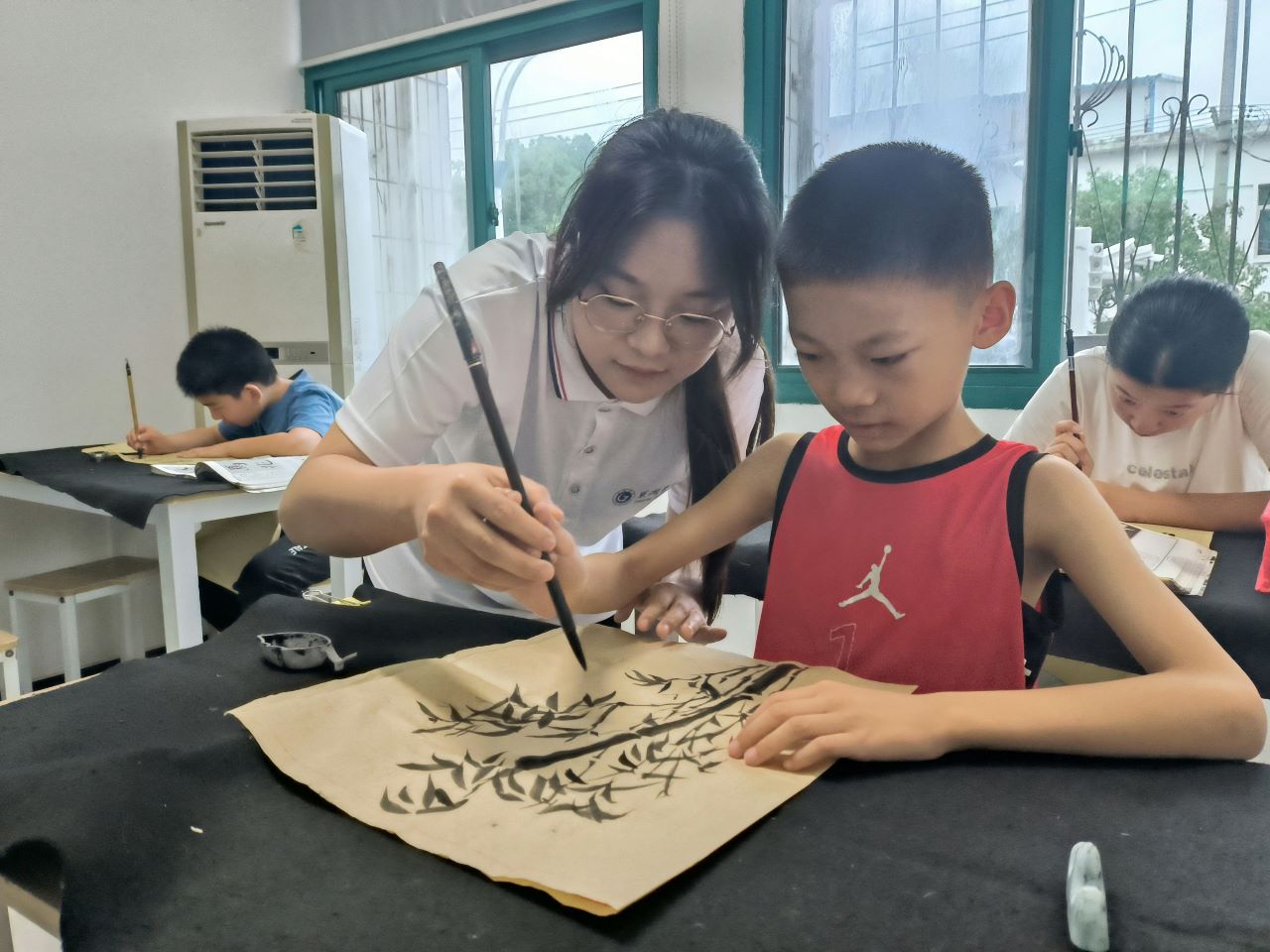 以藝術(shù)之名，繪錦繡篇章