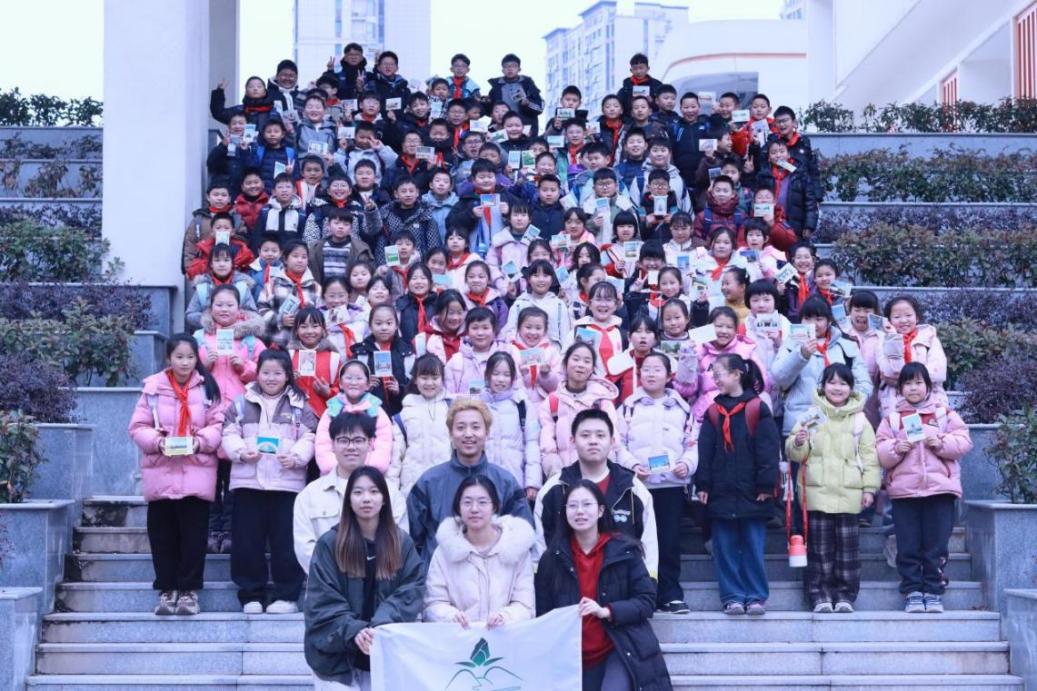 天津大學(xué)“材夢(mèng)生花”實(shí)踐隊(duì)赴安徽省六安市舒城縣實(shí)踐活動(dòng)獲圓滿(mǎn)成功