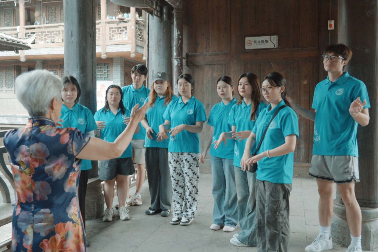 重人科學(xué)子三下鄉(xiāng)：古韻非遺潤(rùn)?quán)l(xiāng)土，文化振興譜新篇