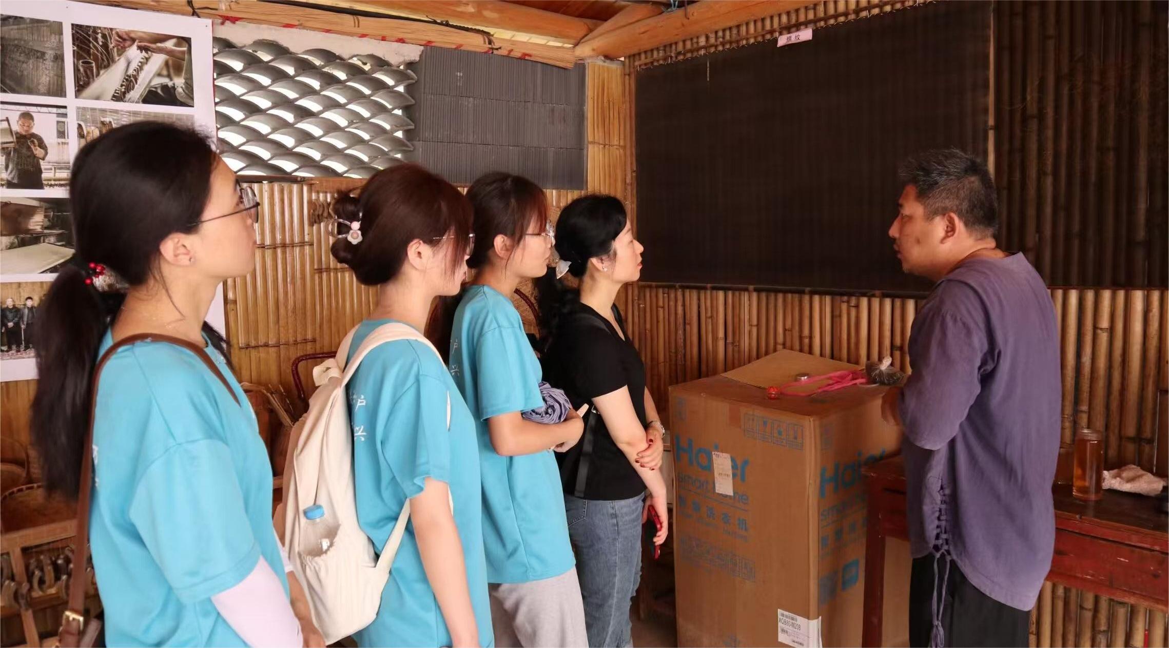 安農(nóng)大學(xué)子三下鄉(xiāng)：傳承與創(chuàng)新，探尋涇縣宣紙文化力量