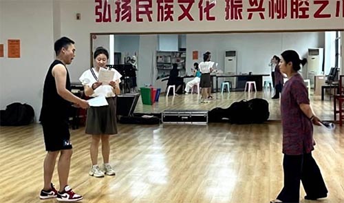 探尋傳統(tǒng)文化，感受柳腔魅力